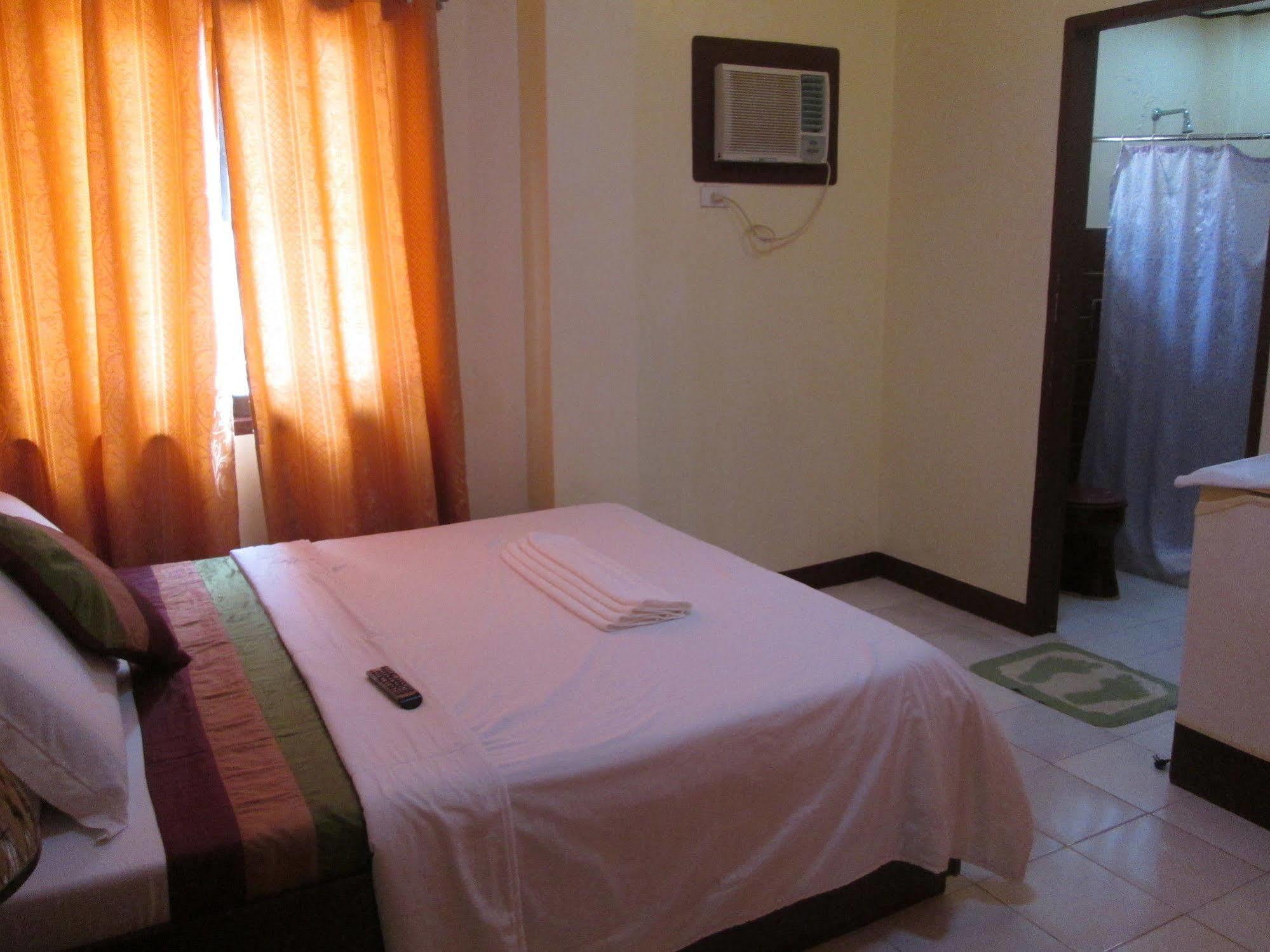 Seabird International Resort Balabag  Extérieur photo